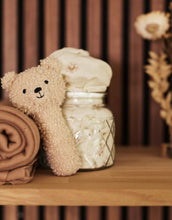 Laden Sie das Bild in den Galerie-Viewer, Rassel I Teddy Bear Naturel
