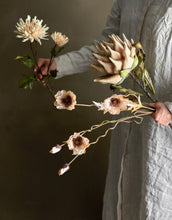 Laden Sie das Bild in den Galerie-Viewer, Kunstblume Poppy I Mohn Natur
