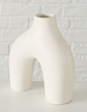 Laden Sie das Bild in den Galerie-Viewer, Vase Metty High I White
