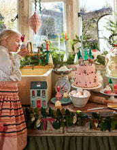 Laden Sie das Bild in den Galerie-Viewer, Cupcake Kit I Festive House
